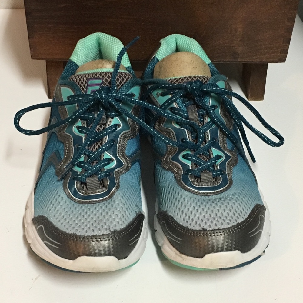 EUC Fila Sz 7.5 Cool Max workout shoes teal & blue